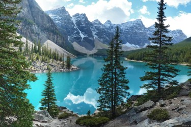 杭州钱塘区5小额贷款公司助力解决资金难题